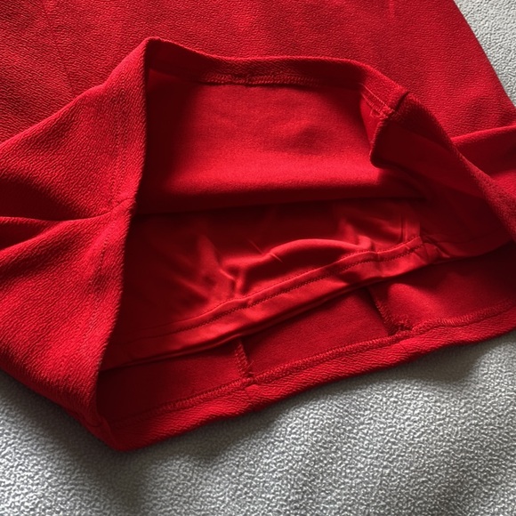 2 Dress Bundle - Picture 3 of 9